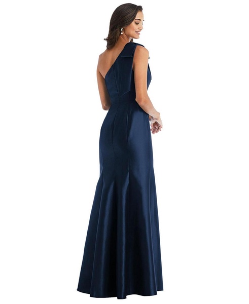 Plus Size Bow One-Shoulder Satin Trumpet Gown