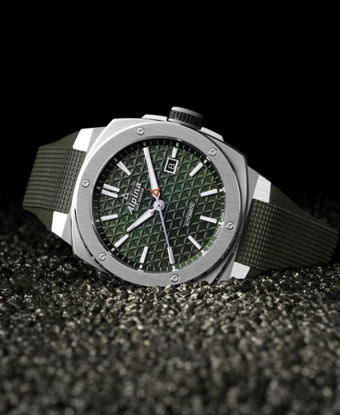 Men's Swiss Automatic Alpiner Green Rubber Strap Watch 41mm