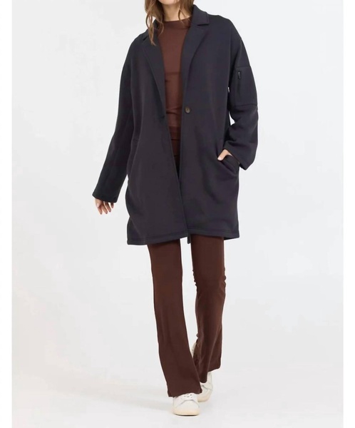 cloud fleece trench jacket in black