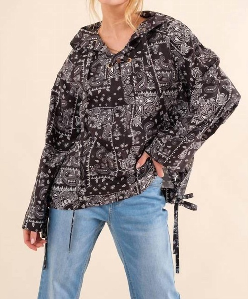 lace up pullover windbreaker jacket in black, white