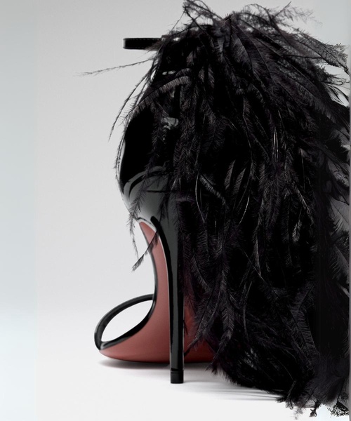 Jerry sandal 105 patent black and black feathers