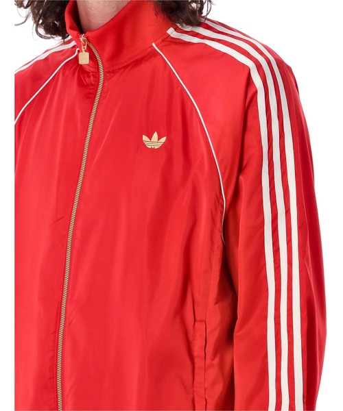 Zip-up sweatshirt