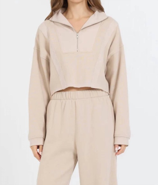 fleece quarter zip in beige