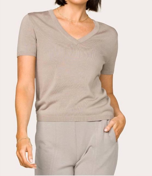 vida knit tee in stone