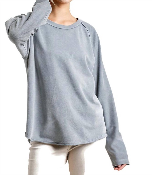 mineral washed raw hem top in grey