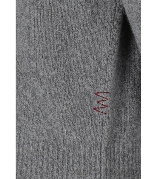 Amaránto Grey Crewneck Jumper