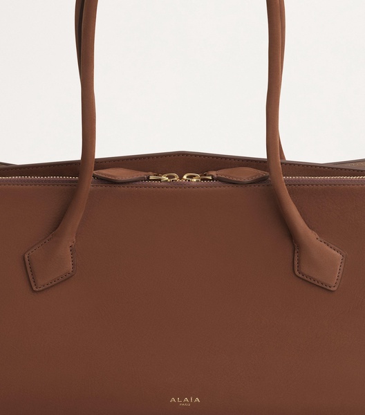 Nubuck Le Teckel Tote Bag