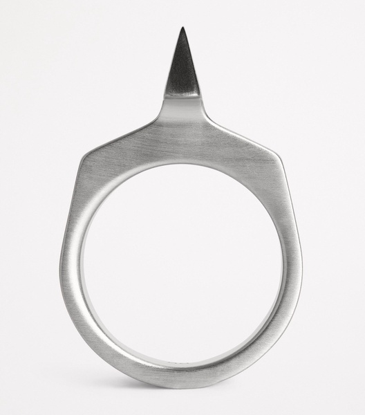 Trapezoid Ring