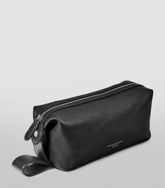 Leather Reporter Wash Bag