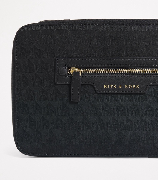Jacquard Logo Bathroom Cabinet Pouch