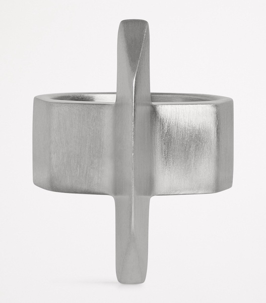 Trapezoid Ring