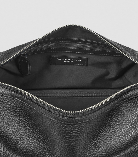 Leather Reporter Wash Bag