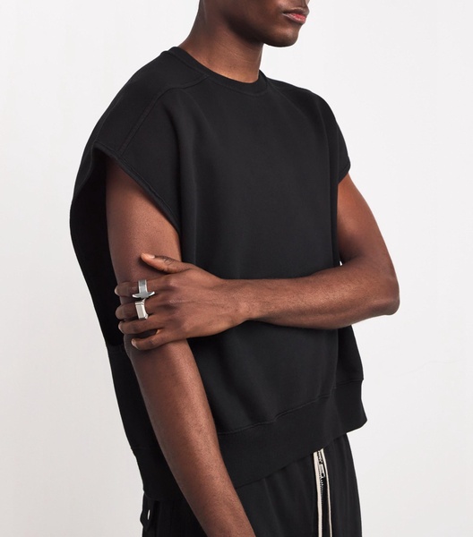 Trapezoid Ring