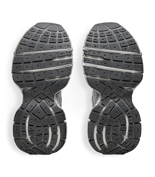 3XL Lace-Up Sneakers