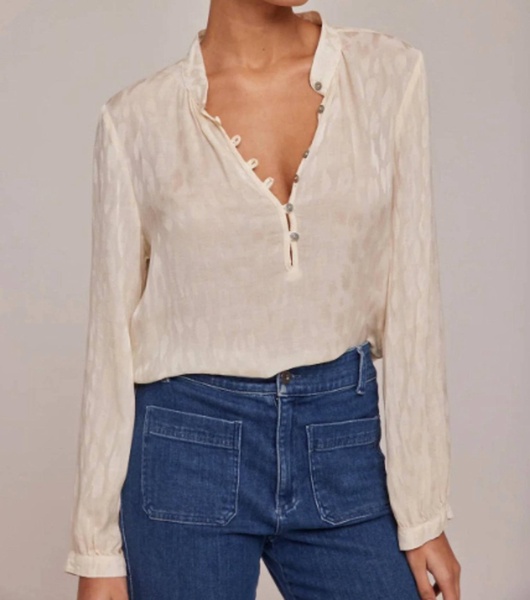 half placket pullver top in stone khaki