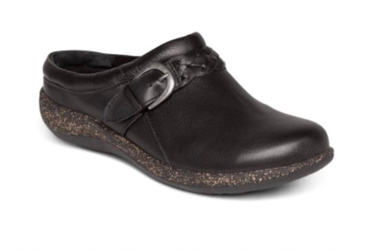 libby comfort womens clogs - medium width in black