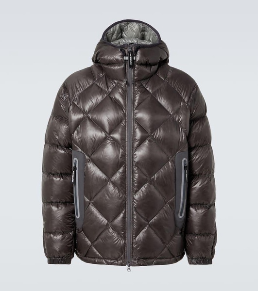 Quilted down jacket