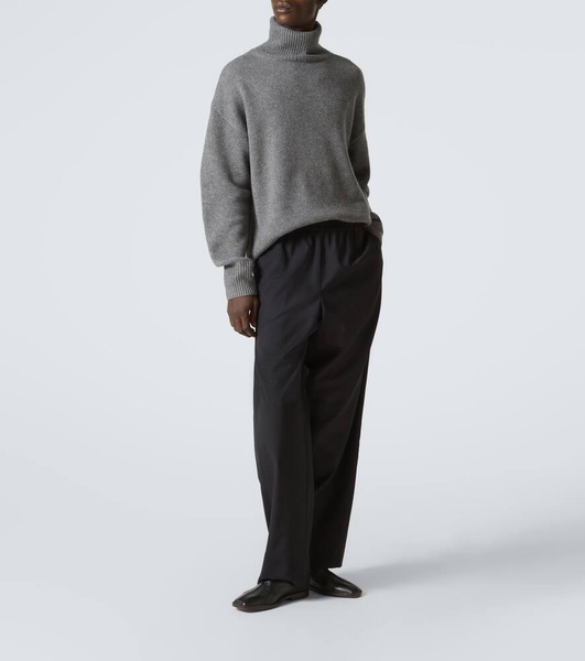 Mr World's End cashmere turtleneck sweater