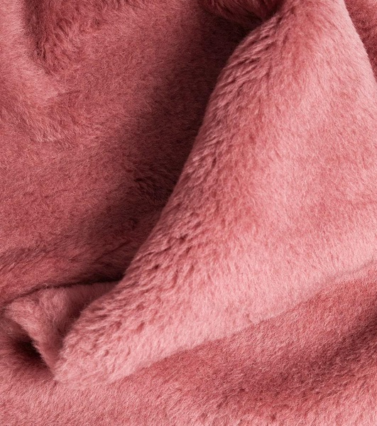 Full teddy scarf