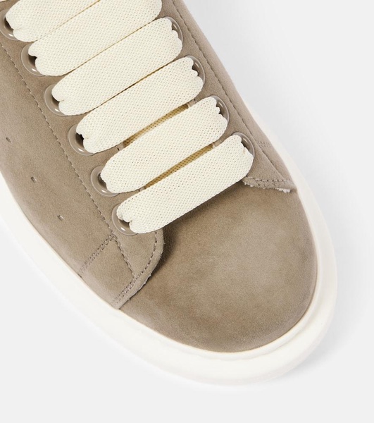 Oversized suede platform sneakers