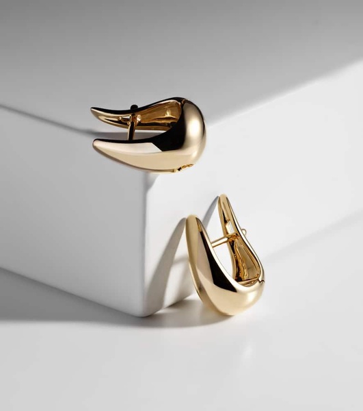 Claw 18kt gold earrings