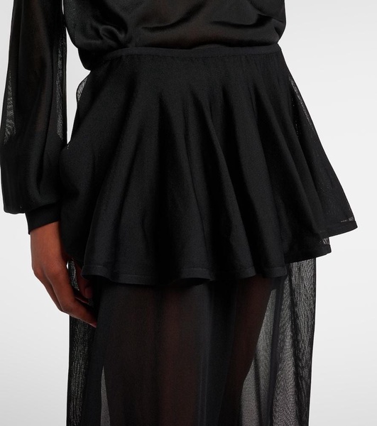 High-rise pants