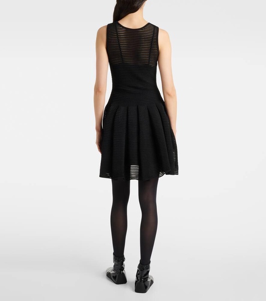 Crinoline knitted minidress