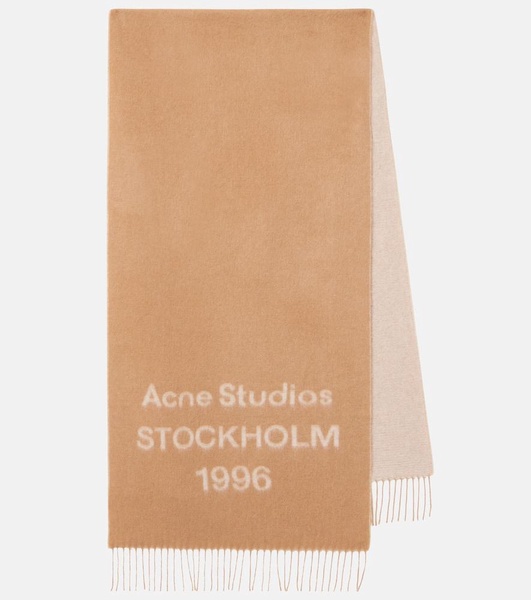 Logo wool scarf