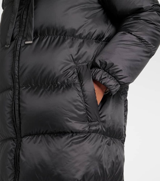 Seipa down coat