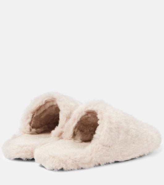 Teddy slippers