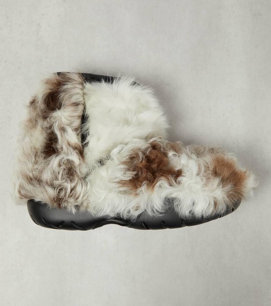 Snap shearling ankle boots