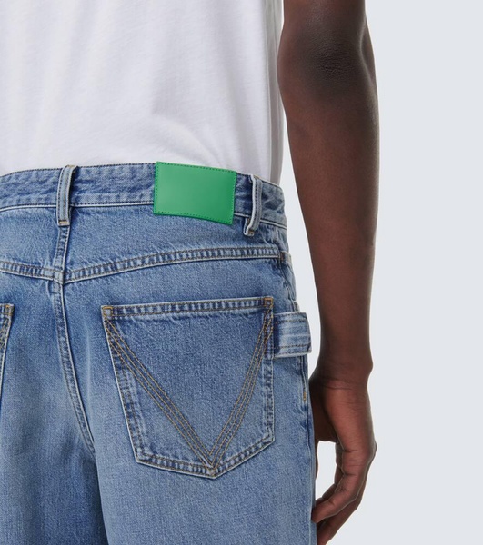 Wide-leg jeans