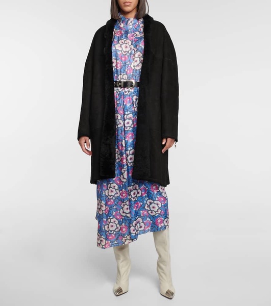 Abazoe shearling coat
