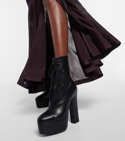 Trekk 135 leather ankle boots