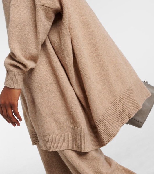 Cashmere and wool polo sweater