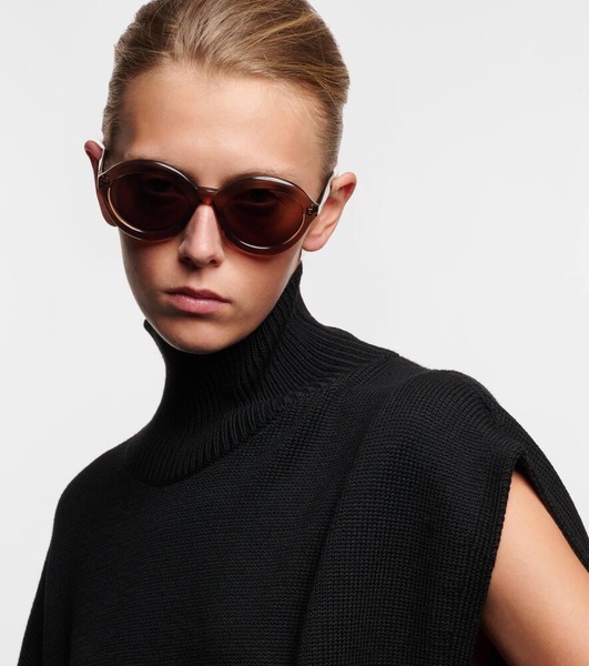 Round sunglasses
