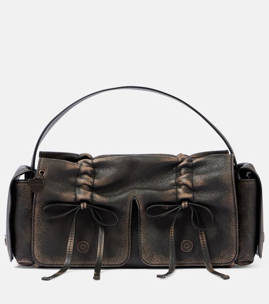 Multipocket leather shoulder bag