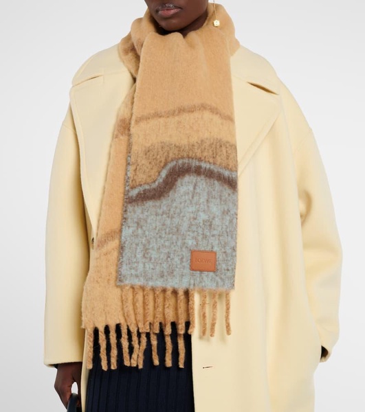 Wool-blend scarf