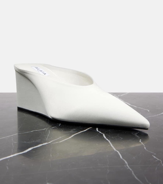 Cube Pointy 75 satin wedges