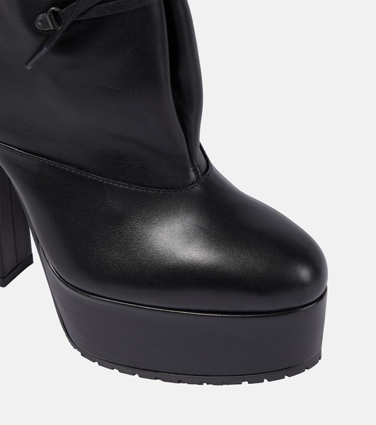 Trekk 135 leather ankle boots