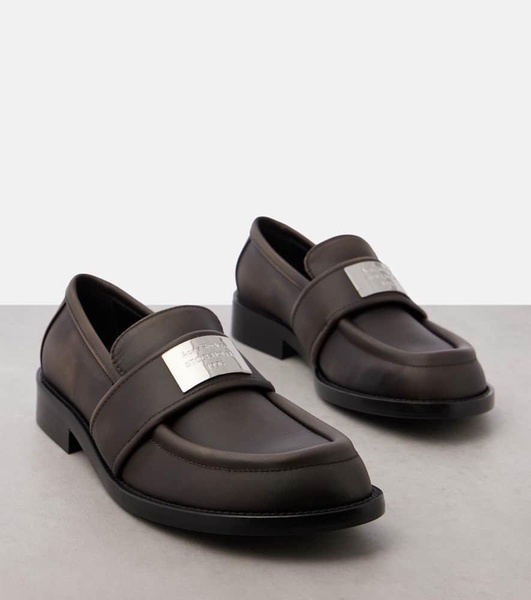 Logo loafers
