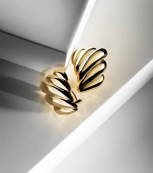 Croissant Large 18kt gold earrings
