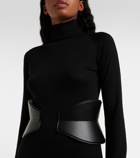 Flex wide leather belt