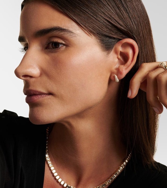Claw 18kt gold earrings with diamonds