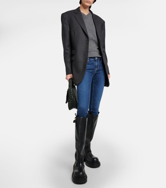 Mid-rise skinny jeans