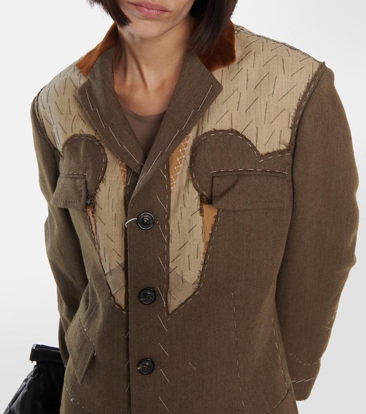 Single-breasted wool coat 