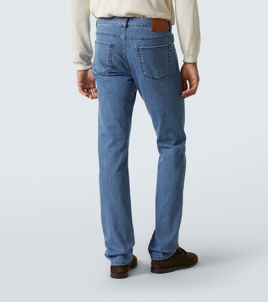 Straight jeans