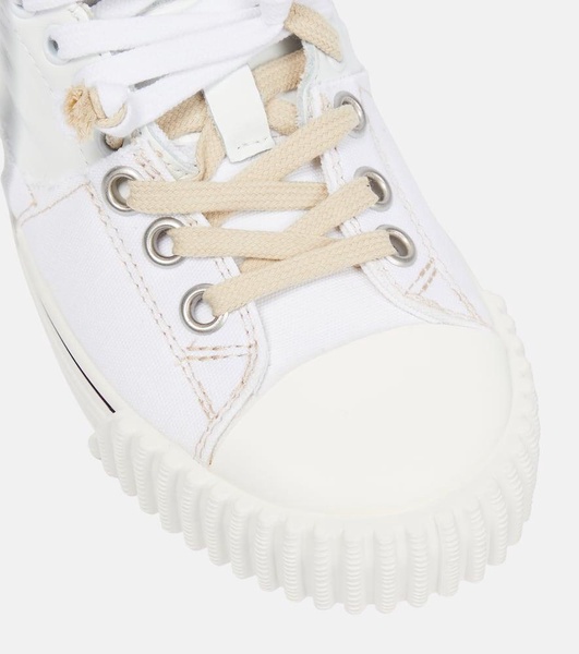 Leather sneakers