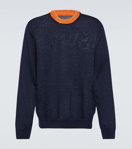 Wool sweater