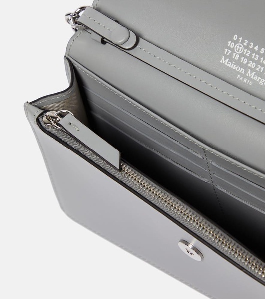Glitter wallet on chain